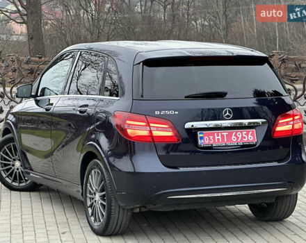 Синій Мерседес Б-клас, об'ємом двигуна 0 л та пробігом 78 тис. км за 10750 $, фото 38 на Automoto.ua