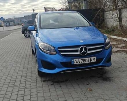 Синий Мерседес Б-класс, объемом двигателя 1.46 л и пробегом 250 тыс. км за 11500 $, фото 9 на Automoto.ua