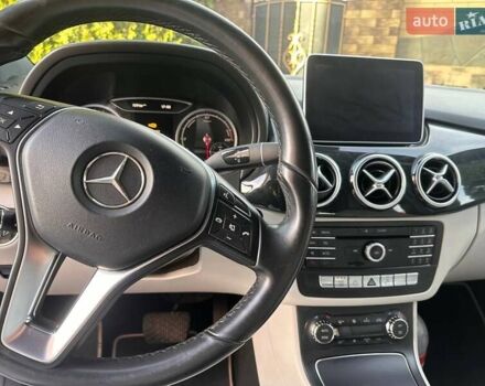 Синий Мерседес Б-класс, объемом двигателя 0 л и пробегом 95 тыс. км за 14000 $, фото 7 на Automoto.ua