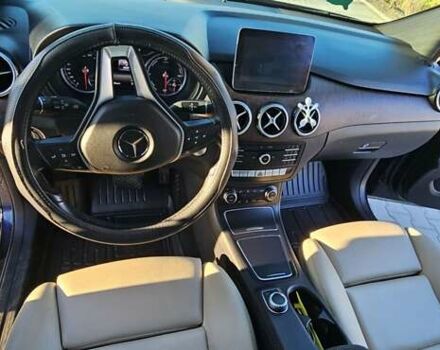 Синий Мерседес Б-класс, объемом двигателя 0 л и пробегом 56 тыс. км за 12600 $, фото 13 на Automoto.ua