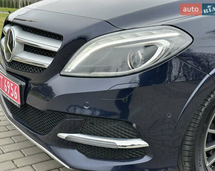 Синій Мерседес Б-клас, об'ємом двигуна 0 л та пробігом 78 тис. км за 10750 $, фото 31 на Automoto.ua