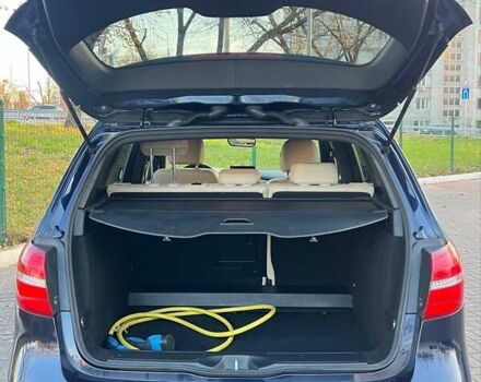 Синій Мерседес Б-клас, об'ємом двигуна 0 л та пробігом 63 тис. км за 11000 $, фото 8 на Automoto.ua