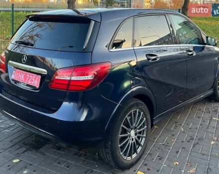 Синій Мерседес Б-клас, об'ємом двигуна 0 л та пробігом 63 тис. км за 11000 $, фото 1 на Automoto.ua