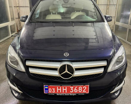 Синий Мерседес Б-класс, объемом двигателя 0 л и пробегом 111 тыс. км за 10800 $, фото 2 на Automoto.ua