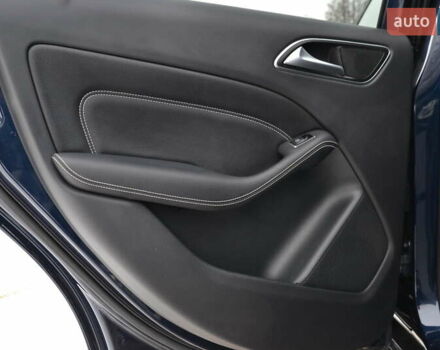 Синий Мерседес Б-класс, объемом двигателя 0 л и пробегом 80 тыс. км за 10500 $, фото 17 на Automoto.ua