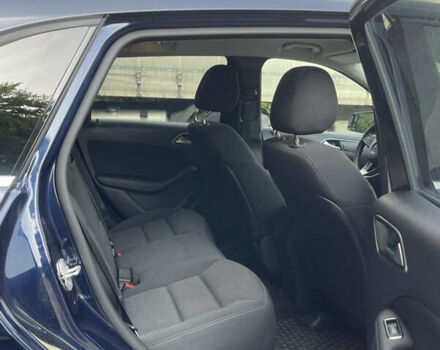 Синий Мерседес Б-класс, объемом двигателя 0 л и пробегом 90 тыс. км за 12500 $, фото 9 на Automoto.ua