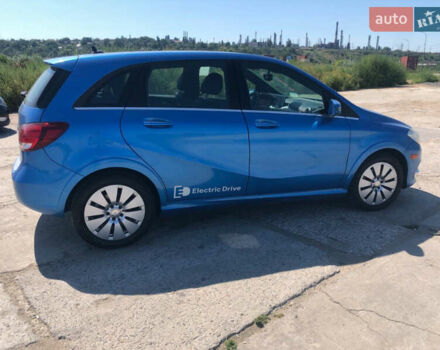 Синій Мерседес Б-клас, об'ємом двигуна 0 л та пробігом 69 тис. км за 14000 $, фото 2 на Automoto.ua