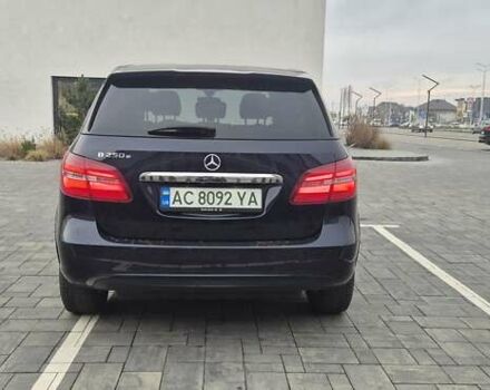 Синий Мерседес Б-класс, объемом двигателя 0 л и пробегом 84 тыс. км за 11900 $, фото 4 на Automoto.ua