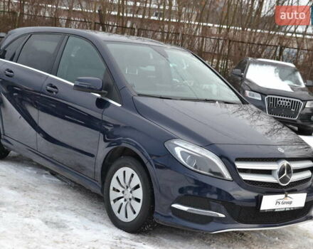 Синий Мерседес Б-класс, объемом двигателя 0 л и пробегом 80 тыс. км за 10500 $, фото 3 на Automoto.ua