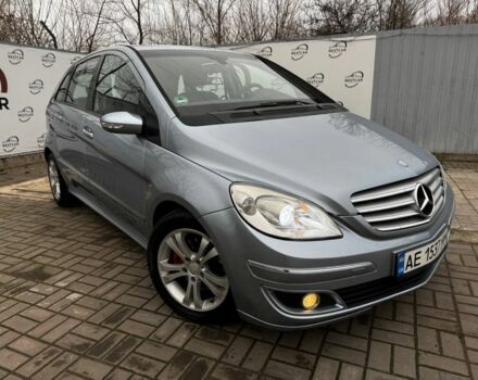 Синий Мерседес Б-класс, объемом двигателя 2 л и пробегом 147 тыс. км за 6300 $, фото 1 на Automoto.ua