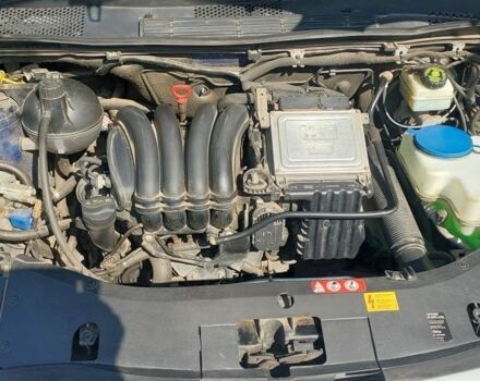 Мерседес Б-клас 2009 у Черкасах на Automoto.ua Синій Мерседес Б-клас, об'ємом двигуна 1.7 л та пробігом 175 тис. км за 7550 $, фото 1 на Automoto.ua