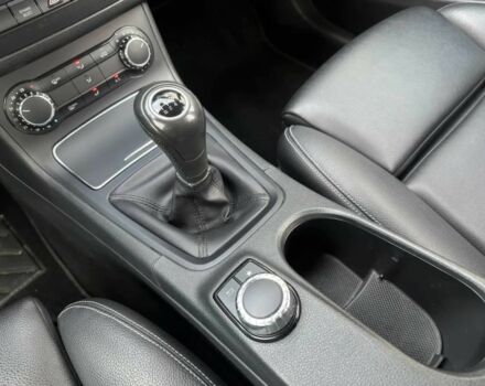 Синий Мерседес Б-класс, объемом двигателя 2 л и пробегом 62 тыс. км за 7800 $, фото 7 на Automoto.ua