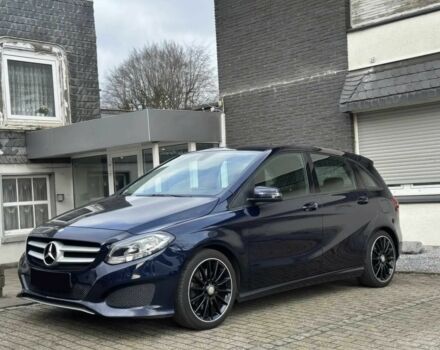 Синий Мерседес Б-класс, объемом двигателя 2 л и пробегом 62 тыс. км за 7800 $, фото 2 на Automoto.ua