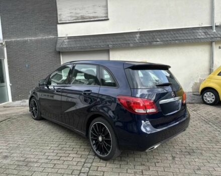 Синий Мерседес Б-класс, объемом двигателя 2 л и пробегом 62 тыс. км за 7800 $, фото 3 на Automoto.ua