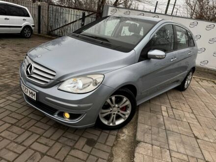 Синий Мерседес Б-класс, объемом двигателя 2 л и пробегом 147 тыс. км за 6300 $, фото 1 на Automoto.ua