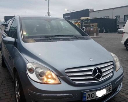 Синий Мерседес Б-класс, объемом двигателя 0 л и пробегом 214 тыс. км за 5411 $, фото 1 на Automoto.ua