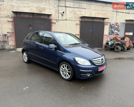 Синий Мерседес Б-класс, объемом двигателя 1.7 л и пробегом 240 тыс. км за 6750 $, фото 1 на Automoto.ua