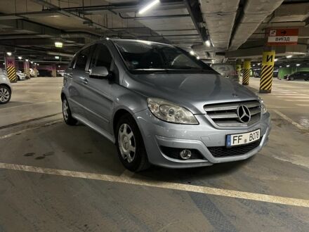 Синій Мерседес Б-клас, об'ємом двигуна 1.7 л та пробігом 218 тис. км за 6800 $, фото 1 на Automoto.ua