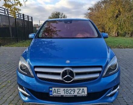 Синий Мерседес Б-класс, объемом двигателя 0 л и пробегом 66 тыс. км за 11950 $, фото 1 на Automoto.ua