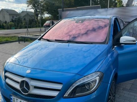 Синій Мерседес Б-клас, об'ємом двигуна 0 л та пробігом 115 тис. км за 9500 $, фото 1 на Automoto.ua