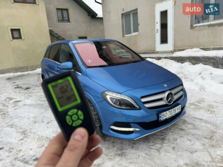 Синий Мерседес Б-класс, объемом двигателя 0 л и пробегом 58 тыс. км за 11300 $, фото 1 на Automoto.ua