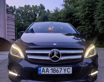 Синий Мерседес Б-класс, объемом двигателя 0 л и пробегом 120 тыс. км за 13300 $, фото 1 на Automoto.ua