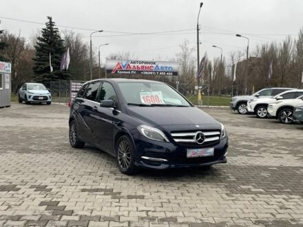 Синій Мерседес Б-клас, об'ємом двигуна 0 л та пробігом 100 тис. км за 11900 $, фото 1 на Automoto.ua