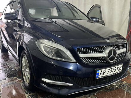 Синий Мерседес Б-класс, объемом двигателя 0 л и пробегом 200 тыс. км за 16999 $, фото 1 на Automoto.ua