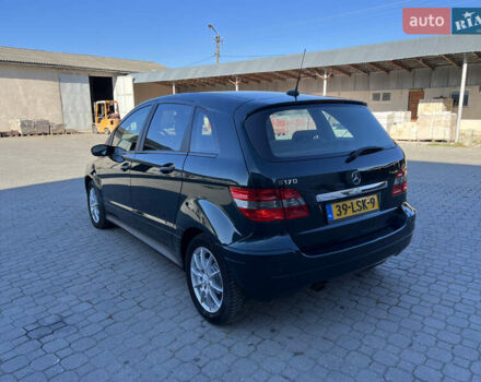 Мерседес Б-класс 2006 в Надворной на Automoto.ua Зеленый Мерседес Б-класс, объемом двигателя 1.7 л и пробегом 128 тыс. км за 6999 $, фото 10 на Automoto.ua