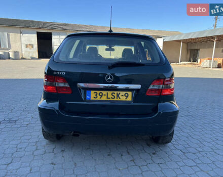 Мерседес Б-класс 2006 в Надворной на Automoto.ua Зеленый Мерседес Б-класс, объемом двигателя 1.7 л и пробегом 128 тыс. км за 6999 $, фото 7 на Automoto.ua