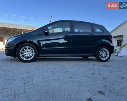 Мерседес Б-класс 2006 в Надворной на Automoto.ua Зеленый Мерседес Б-класс, объемом двигателя 1.7 л и пробегом 128 тыс. км за 6999 $, фото 13 на Automoto.ua