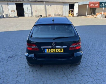 Мерседес Б-класс 2006 в Надворной на Automoto.ua Зеленый Мерседес Б-класс, объемом двигателя 1.7 л и пробегом 128 тыс. км за 6999 $, фото 8 на Automoto.ua