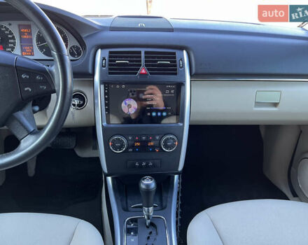 Мерседес Б-класс 2006 в Надворной на Automoto.ua Зеленый Мерседес Б-класс, объемом двигателя 1.7 л и пробегом 128 тыс. км за 6999 $, фото 38 на Automoto.ua