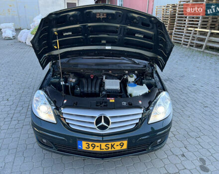 Мерседес Б-класс 2006 в Надворной на Automoto.ua Зеленый Мерседес Б-класс, объемом двигателя 1.7 л и пробегом 128 тыс. км за 6999 $, фото 42 на Automoto.ua