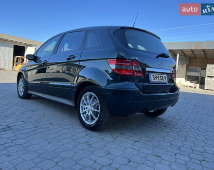 Мерседес Б-класс 2006 в Надворной на Automoto.ua Зеленый Мерседес Б-класс, объемом двигателя 1.7 л и пробегом 128 тыс. км за 6999 $, фото 11 на Automoto.ua