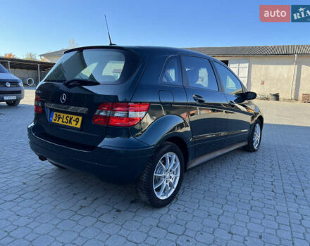 Мерседес Б-класс 2006 в Надворной на Automoto.ua Зеленый Мерседес Б-класс, объемом двигателя 1.7 л и пробегом 128 тыс. км за 6999 $, фото 6 на Automoto.ua