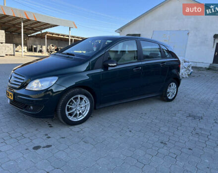 Мерседес Б-класс 2006 в Надворной на Automoto.ua Зеленый Мерседес Б-класс, объемом двигателя 1.7 л и пробегом 128 тыс. км за 6999 $, фото 14 на Automoto.ua