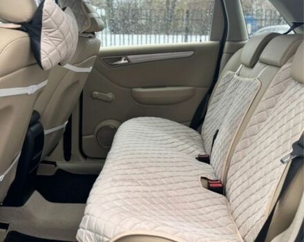 Зелений Мерседес Б-клас, об'ємом двигуна 2 л та пробігом 212 тис. км за 7400 $, фото 7 на Automoto.ua