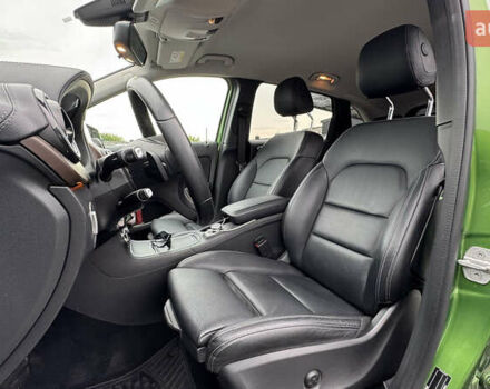 Зелений Мерседес Б-клас, об'ємом двигуна 0 л та пробігом 53 тис. км за 9999 $, фото 24 на Automoto.ua