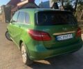 Зелений Мерседес Б-клас, об'ємом двигуна 0 л та пробігом 165 тис. км за 10550 $, фото 5 на Automoto.ua