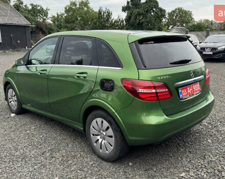 Зелений Мерседес Б-клас, об'ємом двигуна 0 л та пробігом 53 тис. км за 9999 $, фото 12 на Automoto.ua