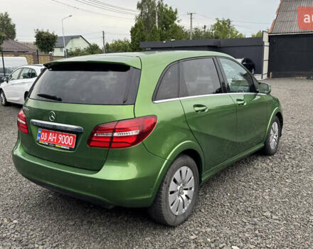 Зелений Мерседес Б-клас, об'ємом двигуна 0 л та пробігом 53 тис. км за 9999 $, фото 8 на Automoto.ua