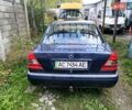 Синий Мерседес Ц 180, объемом двигателя 1.8 л и пробегом 135 тыс. км за 2500 $, фото 6 на Automoto.ua