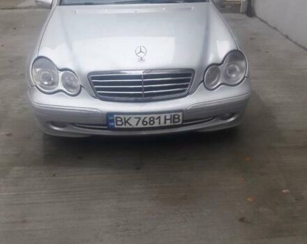 Мерседес Ц 200, об'ємом двигуна 2 л та пробігом 361 тис. км за 5200 $, фото 1 на Automoto.ua