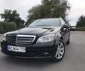 Чорний Мерседес Ц 220, об'ємом двигуна 2.2 л та пробігом 155 тис. км за 10600 $, фото 1 на Automoto.ua