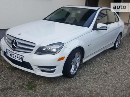 Мерседес Ц 250 2012 в Ивано-Франковске на Automoto.ua Белый Мерседес Ц 250, объемом двигателя 1.8 л и пробегом 313 тыс. км за 12000 $, фото 1 на Automoto.ua