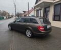 Коричневий Мерседес Ц 250, об'ємом двигуна 2.2 л та пробігом 300 тис. км за 11000 $, фото 1 на Automoto.ua