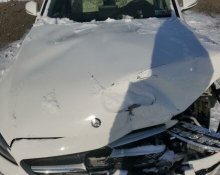 Белый Мерседес Ц 300, объемом двигателя 2 л и пробегом 89 тыс. км за 12500 $, фото 10 на Automoto.ua