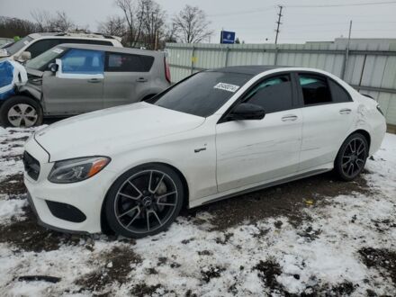 Мерседес C43 AMG 2018 в Львове на Automoto.ua Белый Мерседес C43 AMG, объемом двигателя 3 л и пробегом 81 тыс. км за 22000 $, фото 1 на Automoto.ua