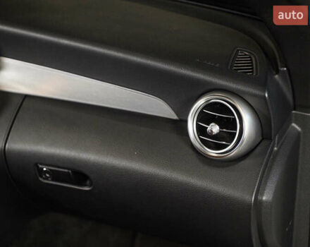 Білий Мерседес Ц-Клас, об'ємом двигуна 1.99 л та пробігом 134 тис. км за 33900 $, фото 42 на Automoto.ua